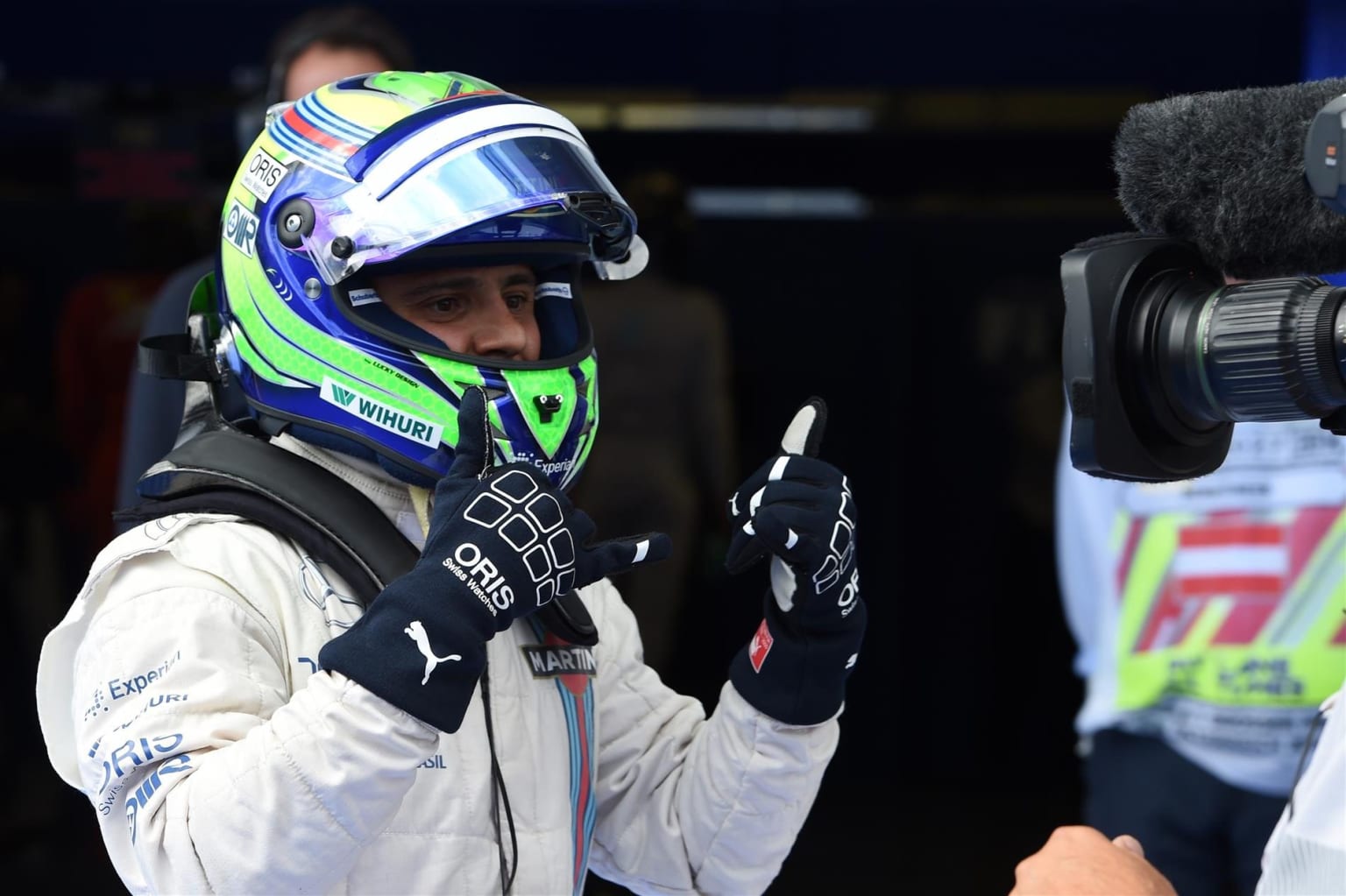 Qualifying - Massa takes pole as Williams lock out front row