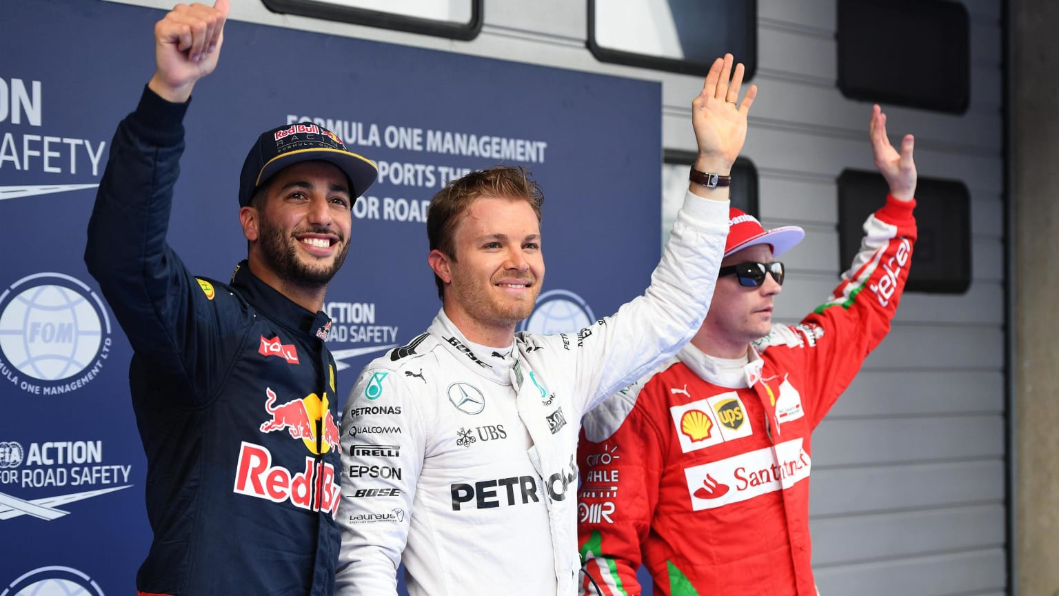 Qualifying - Rosberg beats Ricciardo to pole in Shanghai