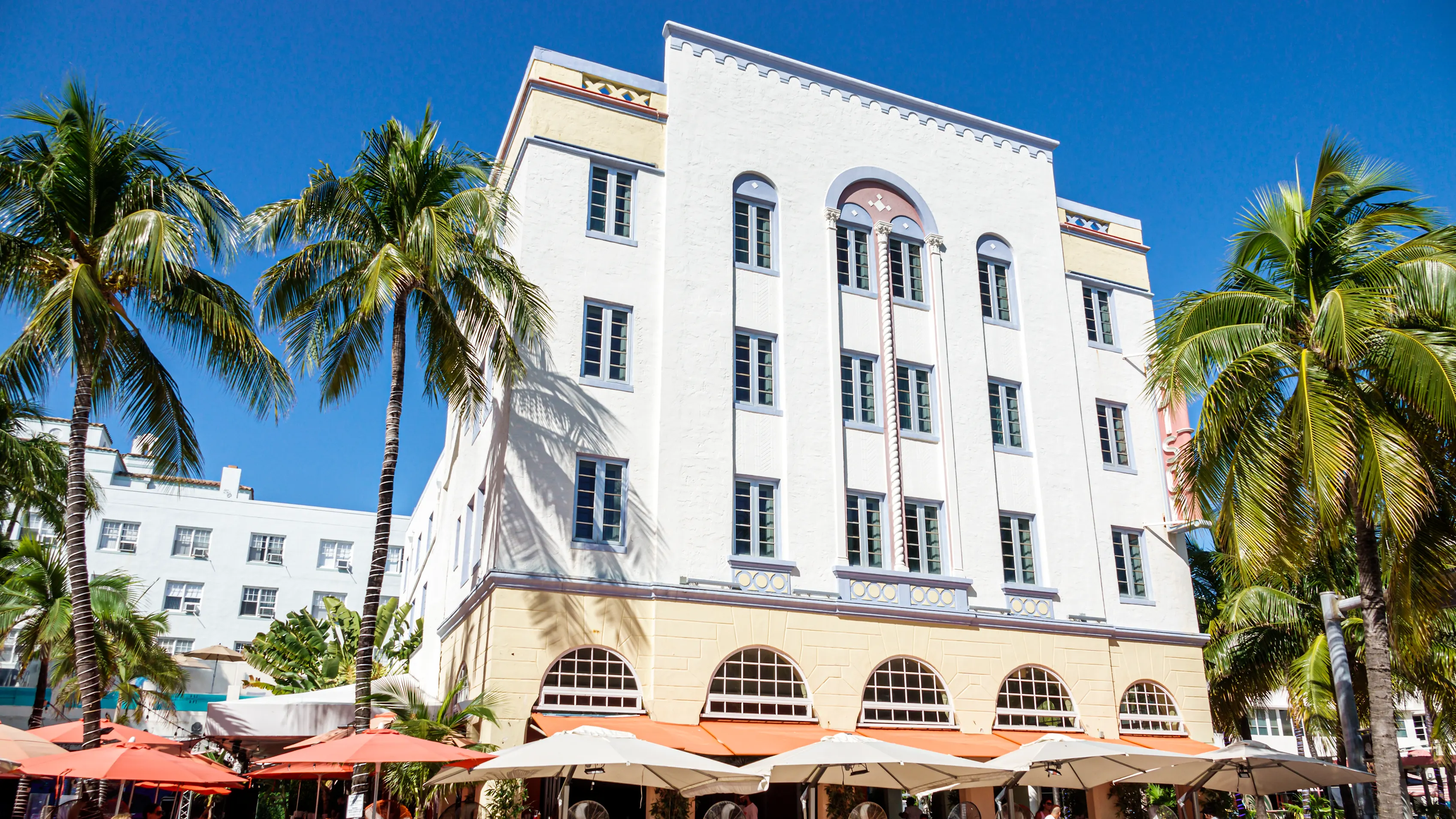 Miami Beach, Florida, South Beach Art Deco District, Ocean Drive, Edison Hotel, alfresco sidewalk