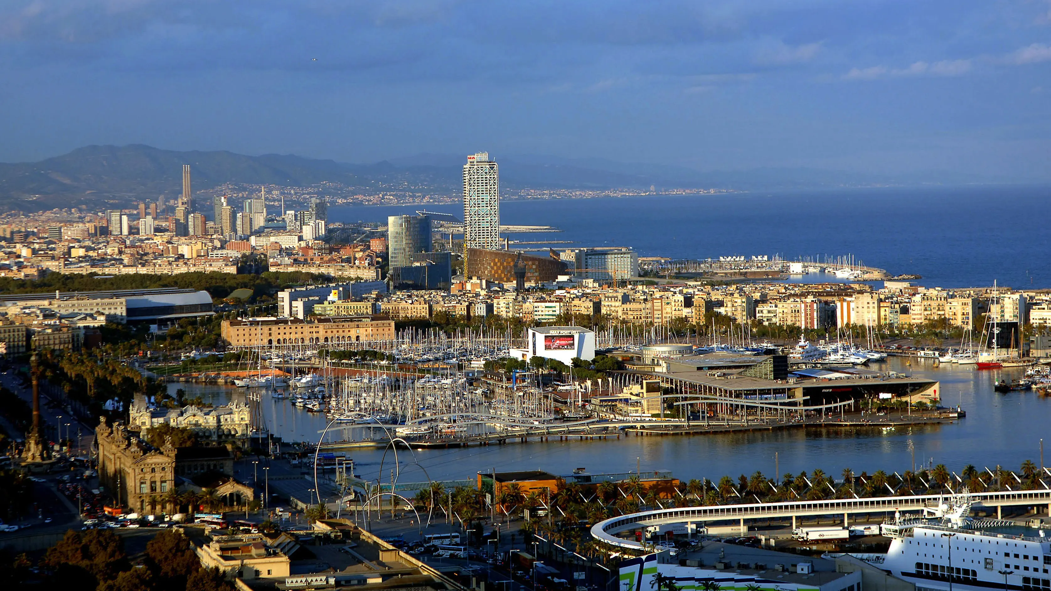 Barcelona skyline.\nFormula One World Championship, Rd5, Spanish Grand Prix, Preparations,