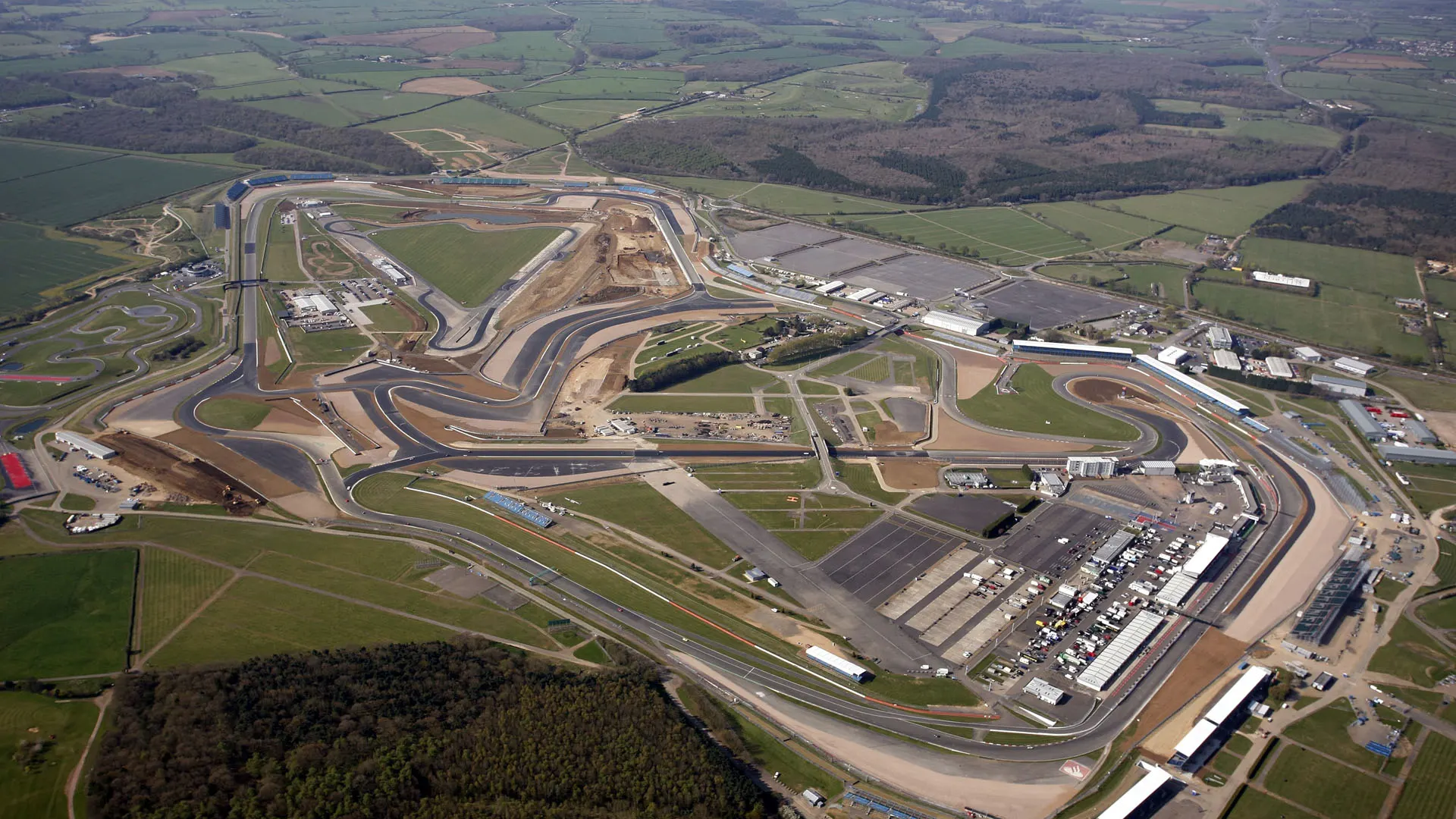An aerial view of the new Silverstone Grand Prix Circuit layout.\rSilverstone Arena Grand Prix