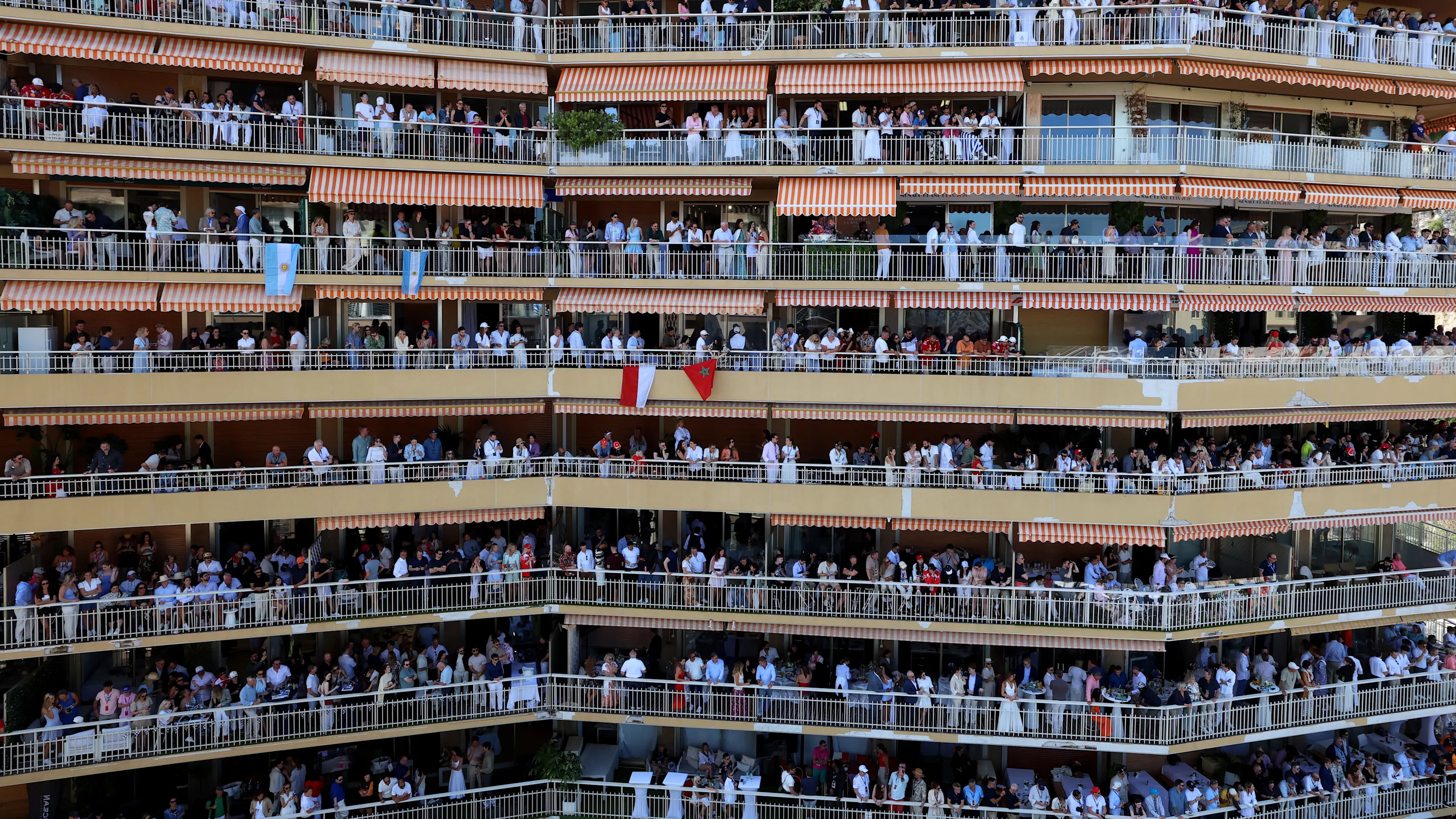 MONTE-CARLO, MONACO - JUNE 07: Fans watch from balconies on a building during the F1 Grand Prix of