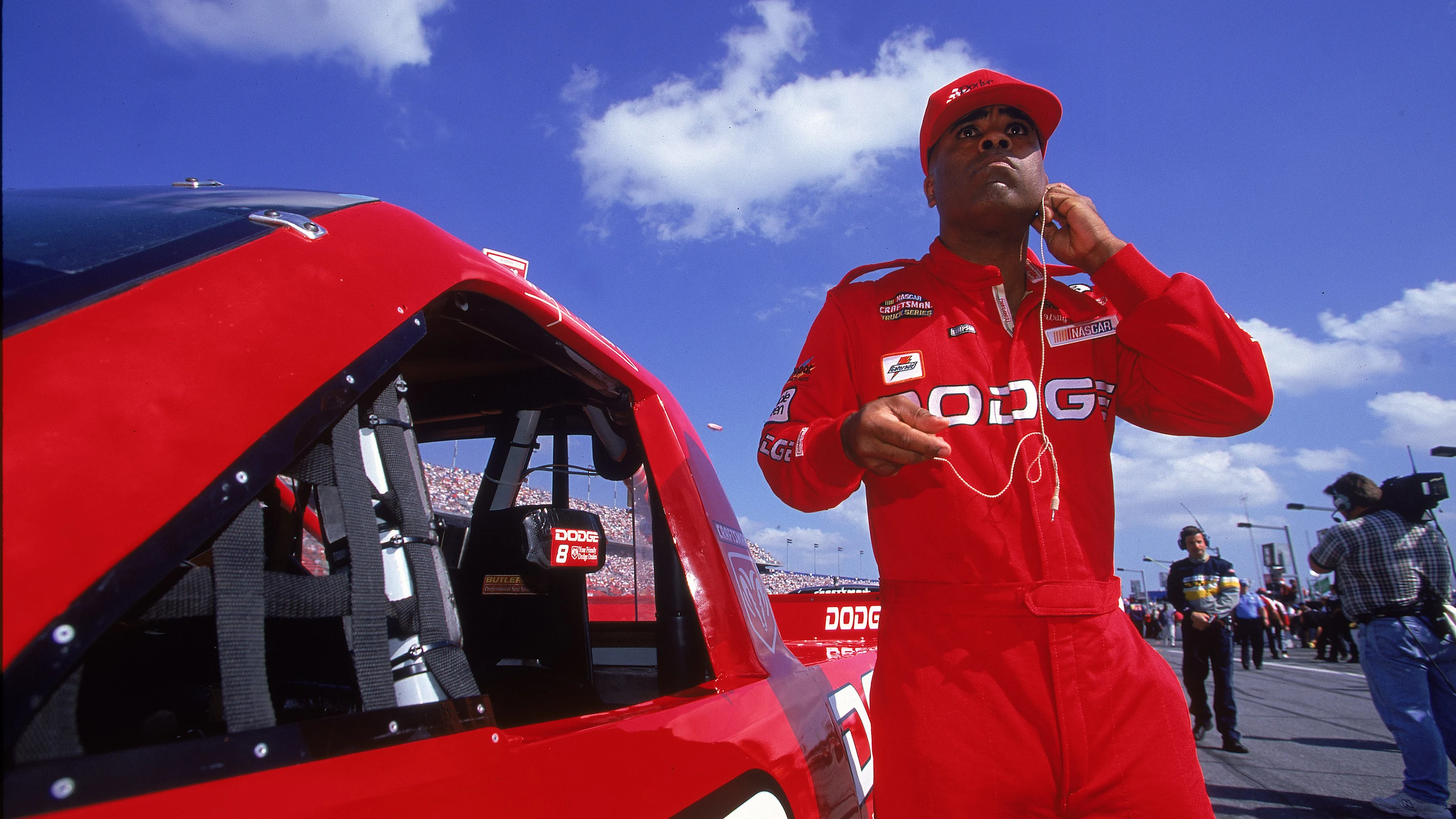 16 Feb 2001:  Willy T. Ribbs #8 gets plugged in before the Florida Dodge Dealers 250, part of the