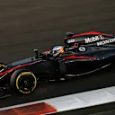 Fernando Alonso (ESP) McLaren MP4-30 at Formula One World Championship, Rd19, Abu Dhabi Grand Prix, Race, Yas Marina Circuit, Abu Dhabi, UAE, Sunday 29 November 2015. © Sutton Motorsport Images