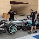 Mercedes AMG F1 mechanics with Mercedes AMG F1 W06 at Formula One World Championship, Rd4, Bahrain Grand Prix Preparations, Bahrain International Circuit, Sakhir, Bahrain, Thursday 16  April 2015. © Sutton Motorsport Images