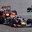 Daniel Ricciardo (AUS) Red Bull Racing RB11 leads Daniil Kvyat (RUS) Red Bull Racing RB11 at Formula One World Championship, Rd16, United States  Grand Prix, Race, Austin, Texas, USA, Sunday 25 October 2015. © Sutton Motorsport Images
