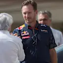 Bernie Ecclestone (GBR) CEO Formula One Group (FOM) and Christian Horner (GBR) Red Bull Racing Team Principal at Formula One World Championship, Rd21, Abu Dhabi Grand Prix, Qualifying, Yas Marina Circuit, Abu Dhabi, UAE, Saturday 26 November 2016. © Sutton Images