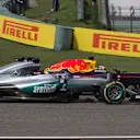 Lewis Hamilton (GBR) Mercedes-Benz F1 W07 Hybrid and Daniel Ricciardo (AUS) Red Bull Racing RB12 battle for position at Formula One World Championship, Rd3, Chinese Grand Prix, Race, Shanghai, China, Sunday 17 April 2016. © Sutton Motorsport Images