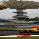 Kevin Magnussen (DEN) Renault Sport F1 Team RS16 at Formula One World Championship, Rd16, Malaysian Grand Prix, Race,  Sepang, Malaysia, Saturday 1 October 2016. © Sutton Images