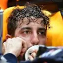 Daniel Ricciardo (AUS) Red Bull Racing RB13 at Formula One World Championship, Rd20, Abu Dhabi Grand Prix, Practice, Yas Marina Circuit, Abu Dhabi, UAE, Friday 24 November 2017. © Mark Sutton/Sutton Images