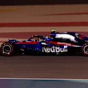 Pierre Gasly (FRA) Scuderia Toro Rosso STR13 at Formula One World Championship, Rd2, Bahrain Grand Prix, Qualifying, Bahrain International Circuit, Sakhir, Bahrain, Saturday 7 April 2018. © Manuel Goria/Sutton Images