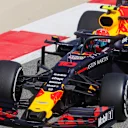 BAHRAIN INTERNATIONAL CIRCUIT, BAHRAIN - MARCH 29: Pierre Gasly, Red Bull Racing RB15 during the Bahrain GP at Bahrain International Circuit on March 29, 2019 in Bahrain International Circuit, Bahrain. (Photo by Steven Tee / LAT Images)