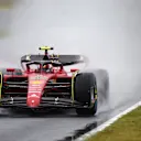 SUZUKA, JAPAN - OCTOBER 07: Carlos Sainz of Spain driving (55) the Ferrari F1-75 on track during practice ahead of the F1 Grand Prix of Japan at Suzuka International Racing Course on October 07, 2022 in Suzuka, Japan. (Photo by Clive Rose/Getty Images)