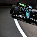 SINGAPORE, SINGAPORE - SEPTEMBER 22: Lance Stroll of Canada driving the (18) Aston Martin AMR24 Mercedes on track during the F1 Grand Prix of Singapore at Marina Bay Street Circuit on September 22, 2024 in Singapore, Singapore. (Photo by Mark Thompson/Getty Images)