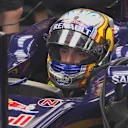 Carlos Sainz is slowest in Q2 in his Toro Rosso.