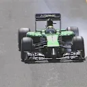 Marcus Ericsson locks up his tyres during a rare sighting of the Caterham team © FOWC Ltd. No reproduction without permission.