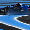 LE CASTELLET, FRANCE - JULY 23: Alexander Albon of Thailand driving the (23) Williams FW44 Mercedes runs wide during qualifying ahead of the F1 Grand Prix of France at Circuit Paul Ricard on July 23, 2022 in Le Castellet, France. (Photo by Dan Mullan/Getty Images)