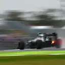 Kevin Magnussen (DEN) McLaren MP4-29. Formula One World Championship, Rd15, Japanese Grand Prix, Race, Suzuka, Japan, Sunday, 5 October 2014 © Sutton Images. No reproduction without permission