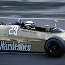 The A2 had front wings mounted next to the wheels