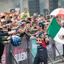 Daniel Ricciardo waving to the spectators during Infiniti Red Bull Racing F1 Show Run at the Zocalo Plaza in Mexico City on June 27th, 2015 © Marcos Ferro/Red Bull Content Pool
