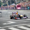 Daniel Ricciardo and Carlos Sainz performs during Infiniti Red Bull Racing F1 Show Run at the Zocalo Plaza in Mexico City on June 27th, 2015 © Marcos Ferro/Red Bull Content Pool