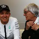 Mercedes' Nico Rosberg in conversation with Formula One group CEO Bernie Ecclestone, Monaco, May 21, 2015 © xpbimages.com