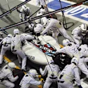 Williams' poor pit stop performance in 2015 prompted them to look at every aspect of their tyre change procedure. © Sutton Images