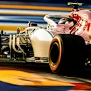 SINGAPORE STREET CIRCUIT, SINGAPORE - SEPTEMBER 14: Charles Leclerc, Sauber C37 Ferrari during the Singapore GP at Singapore Street Circuit on September 14, 2018 in Singapore Street Circuit, Singapore. (Photo by Glenn Dunbar / LAT Images)