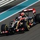 Esteban Ocon (FRA) Lotus E22.
Formula One World Championship, Rd19, Abu Dhabi Grand Prix, Practice, Yas Marina Circuit, Abu Dhabi, UAE, Friday 21 November 2014. © Sutton Motorsport Images