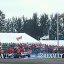 Damon Hill (Williams FW17 Renault) and Michael Schumacher (Benetton B195 Renault) collide on lap 46 at Silverstone. World Copyright - LAT Photographic
