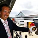 CEO Marin Aleksov launches Rosland Capital Group's new official Formula 1 gold and silver coin collection at the 2016 Formula 1 British Grand Prix, Silverstone, July 2016 © LAT Photographic