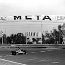 Graham Hill (GBR) Lotus 49B crosses the finish line to take race victory and clinch his second World Championship. Mexican Grand Prix, Mexico City, 3 November 1968 © Sutton Motorsport Images