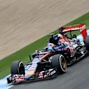 Carlos Sainz jr (ESP) Scuderia Toro Rosso STR10 at Formula One Testing, Day Three, Jerez, Spain, 3  February 2015.