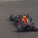 RACE: Ricciardo retires from P2 with under 10 laps to go