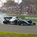 Qualifying: Kubica hits wall and exits Q1 with puncture