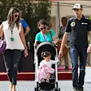 Pastor Maldonado (VEN) Lotus with wife Gabriella Tarkany (VEN) and daughter Victoria at Formula One World Championship, Rd19, Abu Dhabi Grand Prix, Qualifying, Yas Marina Circuit, Abu Dhabi, UAE, Saturday 28 November 2015. © Sutton Motorsport Images