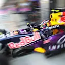 Daniil Kvyat (RUS) Red Bull Racing RB11 at Formula One World Championship, Rd19, Abu Dhabi Grand Prix, Qualifying, Yas Marina Circuit, Abu Dhabi, UAE, Saturday 28 November 2015. © Sutton Motorsport Images