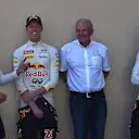 Dr Helmut Marko (AUT) Red Bull Motorsport Consultant with Daniel Ricciardo (AUS) Red Bull Racing, Daniil Kvyat (RUS) Red Bull Racing and Max Verstappen (NDL) Scuderia Toro Rosso at Formula One World Championship, Rd19, Abu Dhabi Grand Prix, Race, Yas Marina Circuit, Abu Dhabi, UAE, Sunday 29 November 2015. © Sutton Motorsport Images