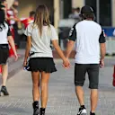 Fernando Alonso (ESP) McLaren with his girlfriend Lara Alvarez (ESP) at Formula One World Championship, Rd19, Abu Dhabi Grand Prix, Preparations, Yas Marina Circuit, Abu Dhabi, UAE, Thursday 26 November 2015. © Sutton Motorsport Images