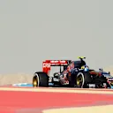 Carlos Sainz jr (ESP) Scuderia Toro Rosso STR10 at Formula One World Championship, Rd4, Bahrain Grand Prix Practice, Bahrain International Circuit, Sakhir, Bahrain, Friday 17 April 2015. © Sutton Motorsport Images