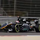 Nico Hulkenberg (GER) Force India VJM08 sparks at Formula One World Championship, Rd4, Bahrain Grand Prix Qualifying, Bahrain International Circuit, Sakhir, Bahrain, Saturday 18  April 2015. © Sutton Motorsport Images