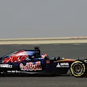 Max Verstappen (NDL) Scuderia Toro Rosso STR10 at Formula One World Championship, Rd4, Bahrain Grand Prix Qualifying, Bahrain International Circuit, Sakhir, Bahrain, Saturday 18  April 2015. © Sutton Motorsport Images