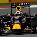 Daniel Ricciardo (AUS) Red Bull Racing RB11 at Formula One World Championship, Rd4, Bahrain Grand Prix Race, Bahrain International Circuit, Sakhir, Bahrain, Sunday 19  April 2015. © Sutton Motorsport Images
