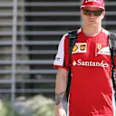 Kimi Raikkonen (FIN) Ferrari at Formula One World Championship, Rd4, Bahrain Grand Prix Race, Bahrain International Circuit, Sakhir, Bahrain, Sunday 19  April 2015. © Sutton Motorsport Images