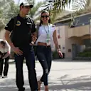 Pastor Maldonado (VEN) Lotus and wife Gabriella Tarkany (VEN) at Formula One World Championship, Rd4, Bahrain Grand Prix Race, Bahrain International Circuit, Sakhir, Bahrain, Sunday 19  April 2015. © Sutton Motorsport Images