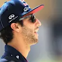 Daniel Ricciardo (AUS) Red Bull Racing at Formula One World Championship, Rd4, Bahrain Grand Prix Preparations, Bahrain International Circuit, Sakhir, Bahrain, Thursday 16  April 2015. © Sutton Motorsport Images