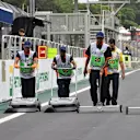 Workers clean the track at Formula One World Championship, Rd18, Brazilian Grand Prix, Preparations, Interlagos, Sao Paulo, Brazil, Thursday 12 November 2015. © Sutton Motorsport Images