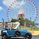 Daniel Ricciardo (AUS) Red Bull Racing on the drivers parade at Formula One World Championship, Rd14, Japanese Grand Prix, Race, Suzuka, Japan, Sunday 27 September 2015. © Sutton Motorsport Images