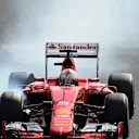 Sebastian Vettel (GER) Ferrari SF15-T locks up at Formula One World Championship, Rd14, Japanese Grand Prix, Race, Suzuka, Japan, Sunday 27 September 2015. © Sutton Motorsport Images