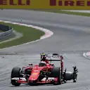 Kimi Raikkonen (FIN) Ferrari SF15-T with puncture at Formula One World Championship, Rd2, Malaysian Grand Prix, Race, Sepang, Malaysia, Sunday 29 March 2015. © Sutton Motorsport Images